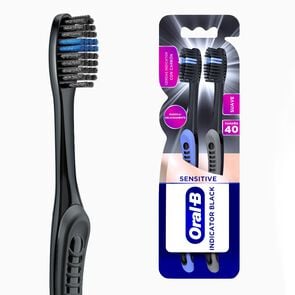 Cepillo Dental Oral-B Indicator Black Charcoal Suave 2 Un