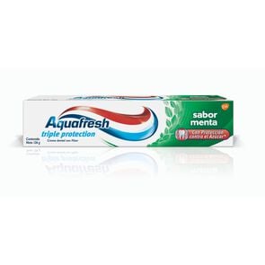 Product image of Crema Dental Triple Acción con Flúor Sabor Menta 126 grs - Aquafresh